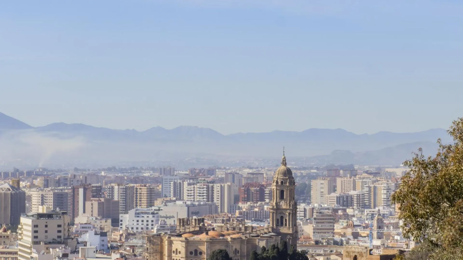 Cubo'S La Union Apartment Pool & Parking Malaga